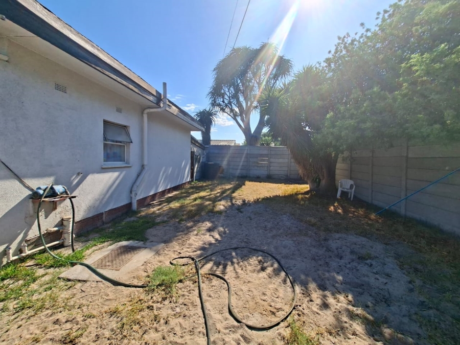 3 Bedroom Property for Sale in Mabille Park Western Cape